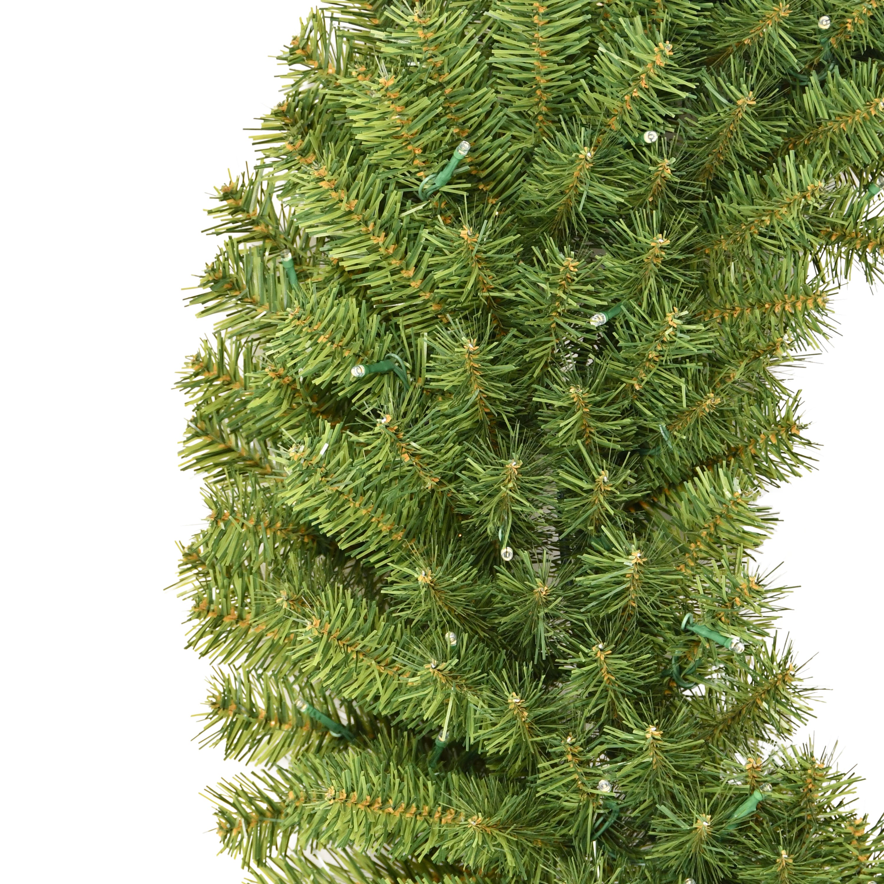 36" Pre-Lit Utah Spruce Wreath